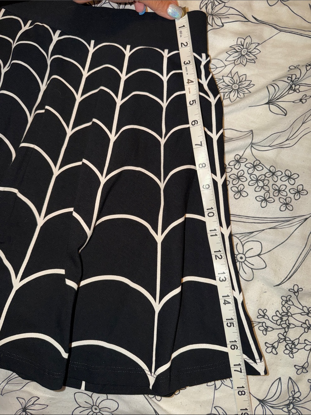 Black and White Graphic Pleated Skirt - Women's Kreepsville - Picture 3 of 4